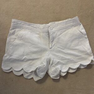 Lilly Pulitzer White pique Scalloped High Waist Shorts size 2